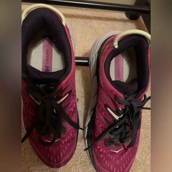 Women’s Size-6B/ Hoka One One- Gaviota 4/ Color-Fuchsia (Purple) - Picture 15 of 15